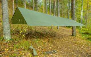 Как и из каких материалов сделать навес от дождя на природе?