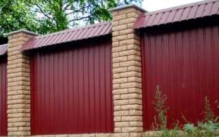 Козырек для забора: металлические, керамические, бетонные
