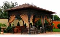 Кованые беседки ‒ практичное сочетание долговечности и красоты