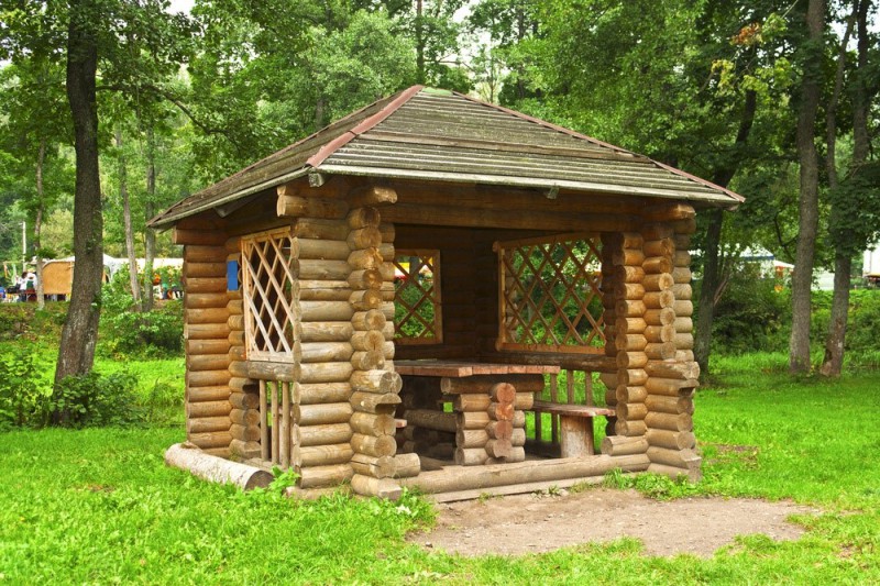 Беседка в стиле кантри
