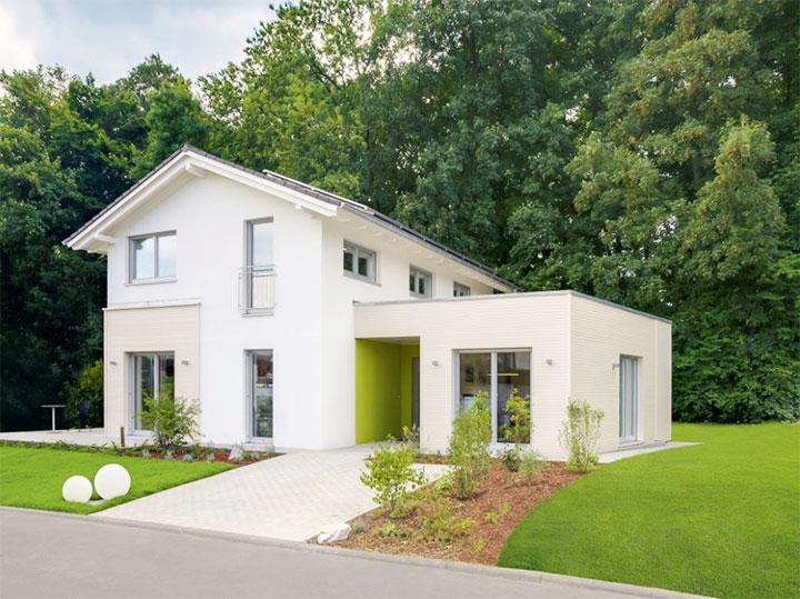 Частный дом с пристройкой