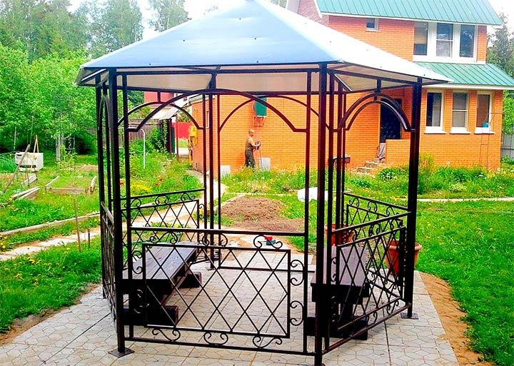 Мини беседка для дачного участка