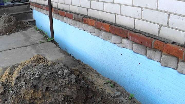 Наружное утепление фундамента дома