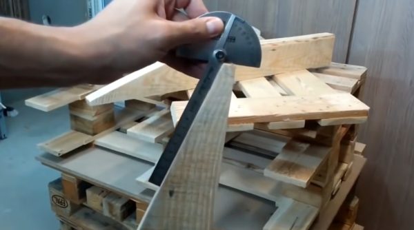 деталь для спинки